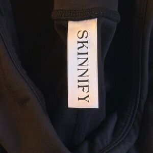 Skinnify Black Built in Resistance Band Leggings